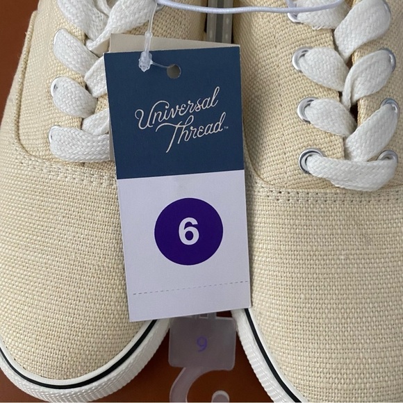 Women's Molly Vulcanized Lace-Up Sneakers - Universal Thread Yellow Size 6 - Picture 8 of 8